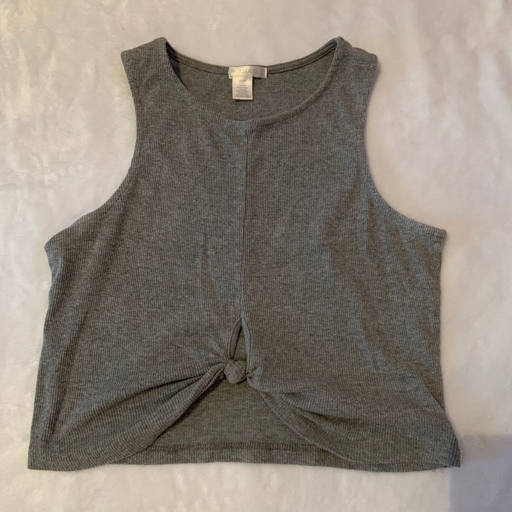 Grey cropped tank